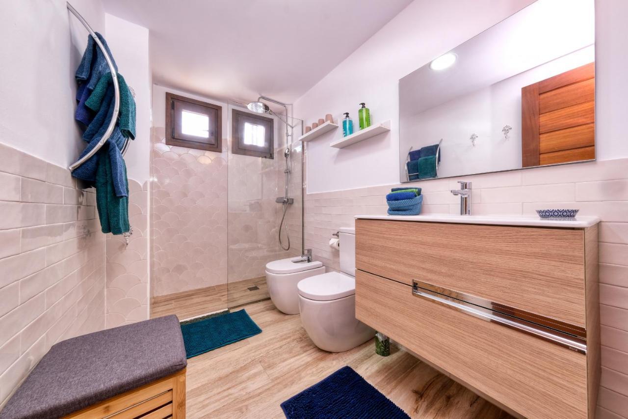 Casa Bleu 2 Floors ,2 Bedrooms ,Equipped Kitchen ,Balcony ,Terrace And Grill Puerto Calero Exteriér fotografie