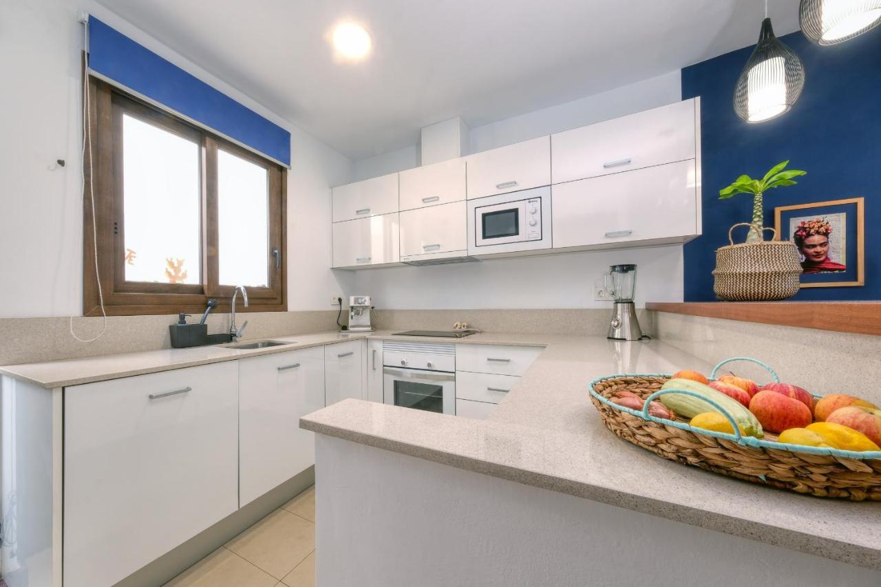 Casa Bleu 2 Floors ,2 Bedrooms ,Equipped Kitchen ,Balcony ,Terrace And Grill Puerto Calero Exteriér fotografie
